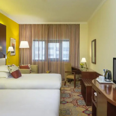 Coral Dubai Deira Hotel 4* Номер Делюкс с разными типами кроватей