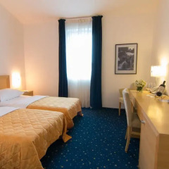 Hotel Blue Star 4* Стандартный номер фото 4