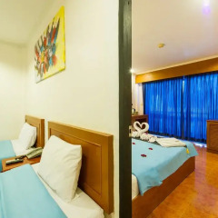 Inn Patong Hotel Phuket 3* Семейный номер Делюкс с двуспальной кроватью фото 4