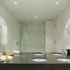 Отель Premium Downtown 4* Стандартный номер фото 3