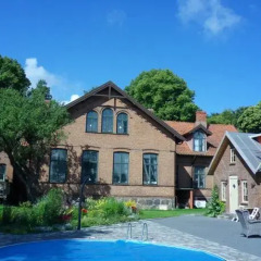 Отель Vingårdens Bed & Breakfast бассейн