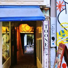 Отель 2GO4 Quality Hostel Grand Place Бельгия, Брюссель - отзывы, цены и фото номеров - забронировать отель 2GO4 Quality Hostel Grand Place онлайн бассейн