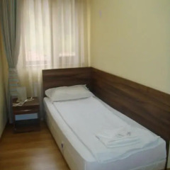 Отель Hera Guest House 2* Стандартный номер с различными типами кроватей фото 3