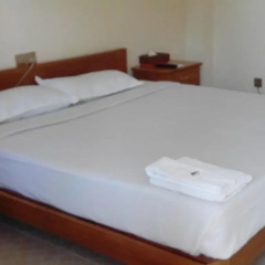 The Golden Lake Hotel 2* Стандартный номер с различными типами кроватей фото 4