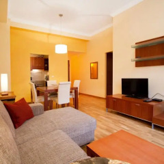 Апартаменты Solar Apartments - Town Hall Square комната для гостей