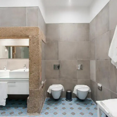 Отель Feels Like Home Rossio Prime Suites 4* Стандартный номер с 2 отдельными кроватями (общая ванная комната) фото 21