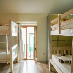 Mad4you Hostel Кровать в общем номере с двухъярусной кроватью фото 8