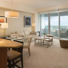Отель Conrad Miami 4* Номер Делюкс с различными типами кроватей фото 2