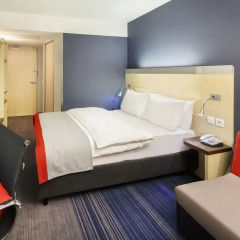 Отель Holiday Inn Express Düsseldorf City North комната для гостей фото 5