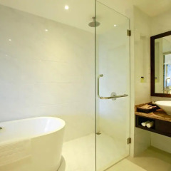 Lasenta Boutique Hotel Hoian 4* Улучшенный номер с различными типами кроватей фото 5