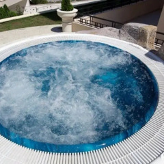 Отель Menada Sea Isle Apartments Болгария, Солнечный берег - отзывы, цены и фото номеров - забронировать отель Menada Sea Isle Apartments онлайн бассейн фото 2