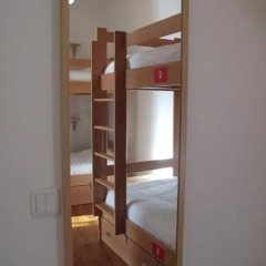 Inn Possible Lisbon Hostel Кровать в общем номере с двухъярусной кроватью фото 11