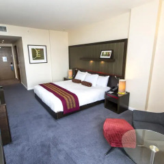 Отель Hilton London Canary Wharf 4* Представительский номер с различными типами кроватей