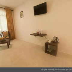 Отель Palm Beach Inn and Sea Shells Cabanas 3* Номер Делюкс с различными типами кроватей фото 23