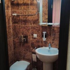 Mini-Hotel GuestHouse Номер Делюкс разные типы кроватей фото 5