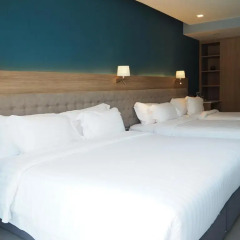Отель BlueSotel Krabi Ao Nang Beach 4* Семейный номер Делюкс с различными типами кроватей