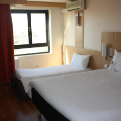 Отель Ibis Marseille Centre Gare Saint Charles 3* Стандартный номер с различными типами кроватей фото 3