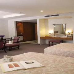 Отель Royal 3* Представительский люкс с различными типами кроватей фото 8