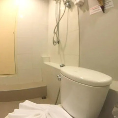 Отель The Room Patong 2* Стандартный номер с различными типами кроватей фото 16