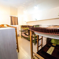 Апартаменты Neighbours Apartments комната для гостей фото 5