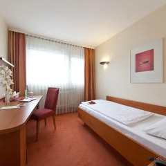 Novum Hotel Ravenna Berlin Steglitz комната для гостей фото 2
