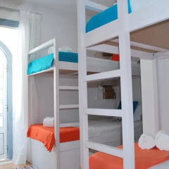 Ale-Hop Albufeira Hostel Кровать в женском общем номере с двухъярусной кроватью фото 3