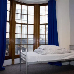 The Grapevine Seafront - Hostel комната для гостей фото 6