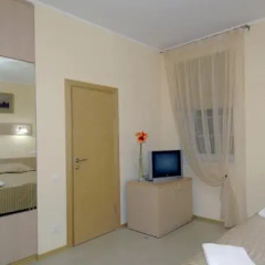 Гостиница Maks Haus сейф в номере