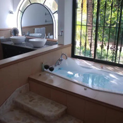 Отель E&J Boutique Residences 3* Люкс с различными типами кроватей фото 10