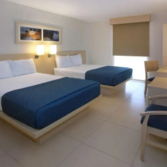 Отель City Express Playa del Carmen 2* Стандартный номер с двуспальной кроватью