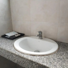 Vennn Home Hotel 2* Семейные номера Комфорт с двуспальной кроватью