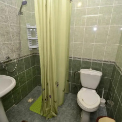 Гостиница Vek Guest House в Анапе отзывы, цены и фото номеров - забронировать гостиницу Vek Guest House онлайн Анапа ванная фото 2