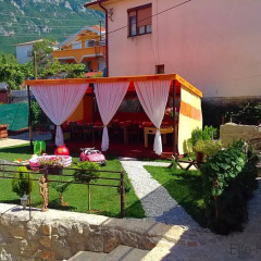 Отель Elite House Trpejca