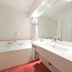 Отель ACHAT Premium Walldorf/Reilingen 4* Улучшенный номер с различными типами кроватей фото 4