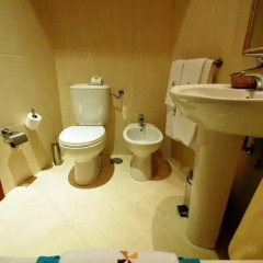 Отель Residencial Lar do Areeiro 2* Стандартный номер с различными типами кроватей фото 7