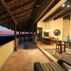 Отель Rosarito Luxury Penthouse Bobby's by the Sea интерьер отеля
