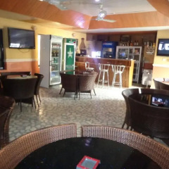 Daaty Hotel Limited гостиничный бар