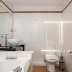 Отель Pebbles Boutique Aparthotel 3* Апартаменты с 2 отдельными кроватями фото 44