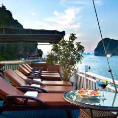 Отель Halong Golden Lotus Cruise Вьетнам, Халонг - отзывы, цены и фото номеров - забронировать отель Halong Golden Lotus Cruise онлайн балкон