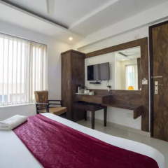 Отель Optimum Baba Residency 3* Номер Делюкс с различными типами кроватей
