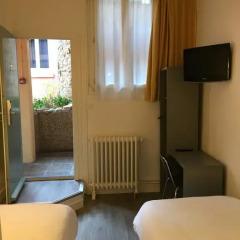 Inter-Hotel Au Patio Morand 3* Стандартный номер с 2 отдельными кроватями