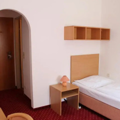 Отель Snooze Guesthouse 3* Номер категории Эконом фото 2