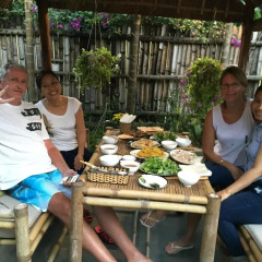 Отель Local Beach Homestay питание