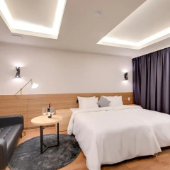 Hotel M 3* Номер Делюкс фото 2