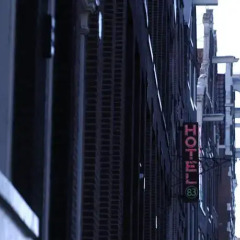 Hotel 83 вид на фасад