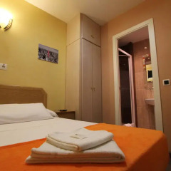 Отель Hostal Regio Стандартный номер с различными типами кроватей фото 14