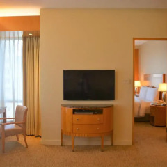 Four Seasons Hotel Mumbai 5* Представительский люкс с различными типами кроватей фото 5