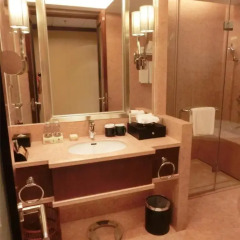 Baolilai International Hotel ванная фото 4
