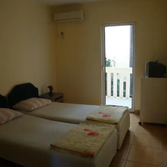 Отель Guesthouse VIN 2* Стандартный номер с различными типами кроватей фото 4