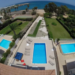 Отель Shaye Frontline Villa Кипр, Протарас - отзывы, цены и фото номеров - забронировать отель Shaye Frontline Villa онлайн бассейн фото 3